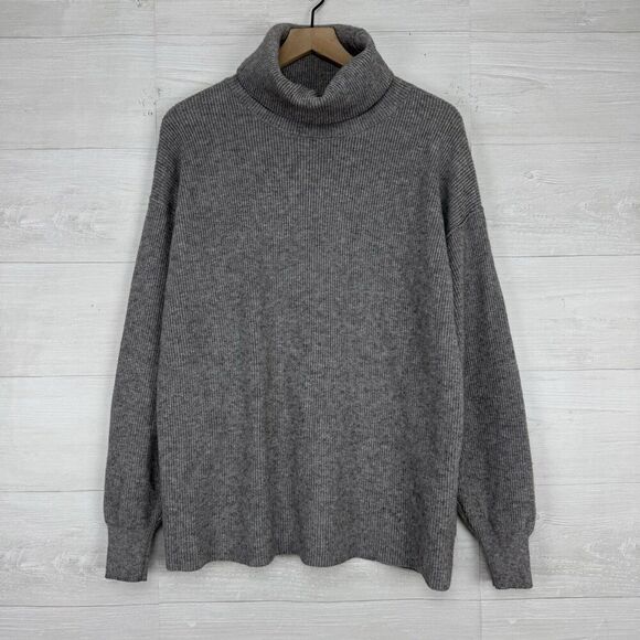 Free People Softly Structured Tunic Oversized Sweater Size S Gray Turtleneck - Picture 15 of 15